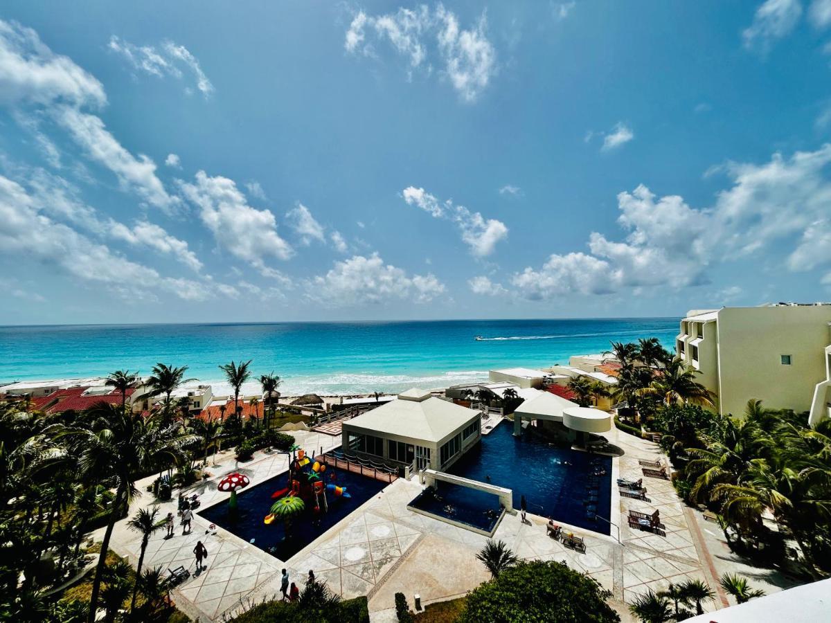 Solymar Beach Condos Cancun Exterior photo
