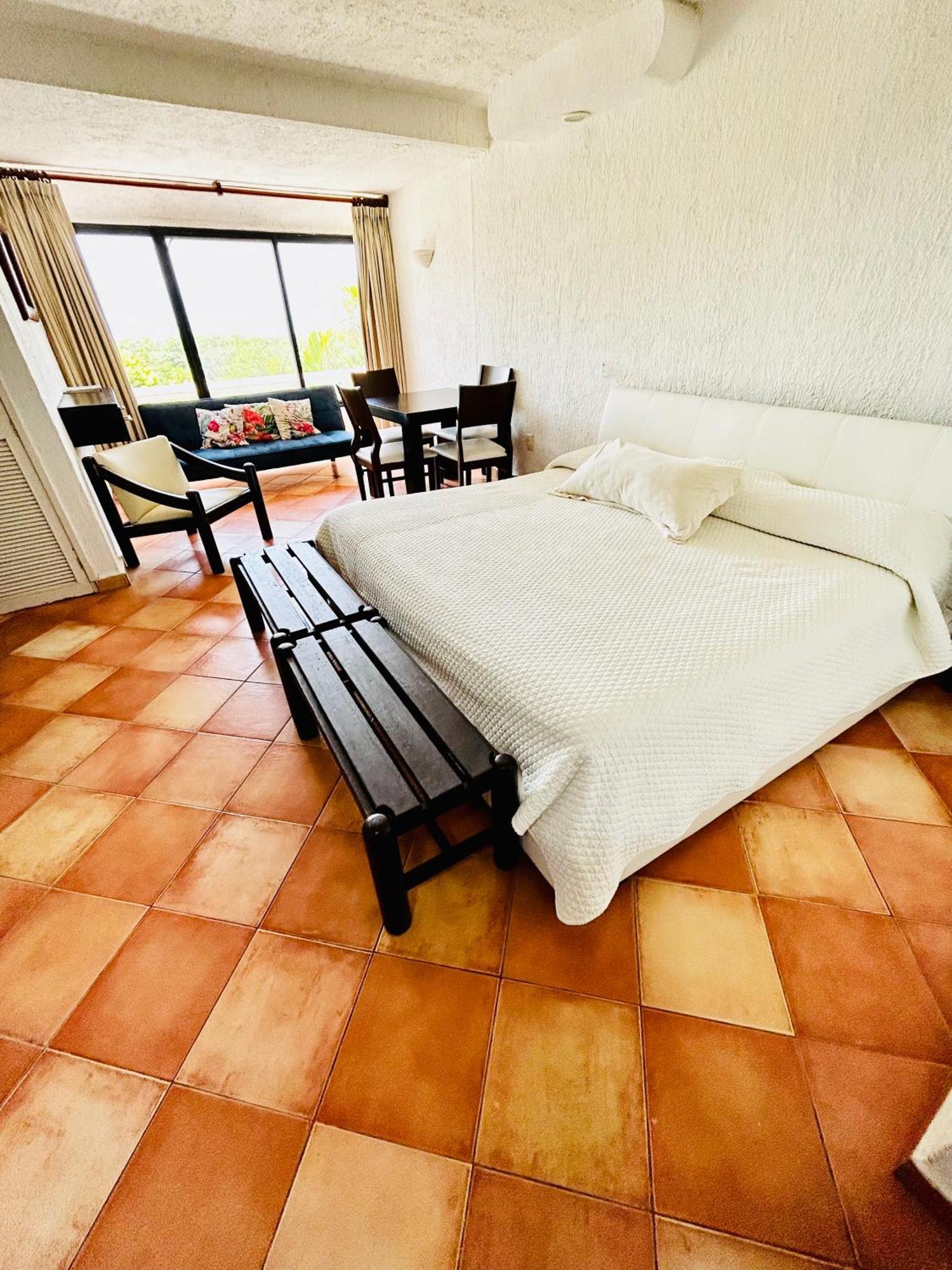 Solymar Beach Condos Cancun Room photo