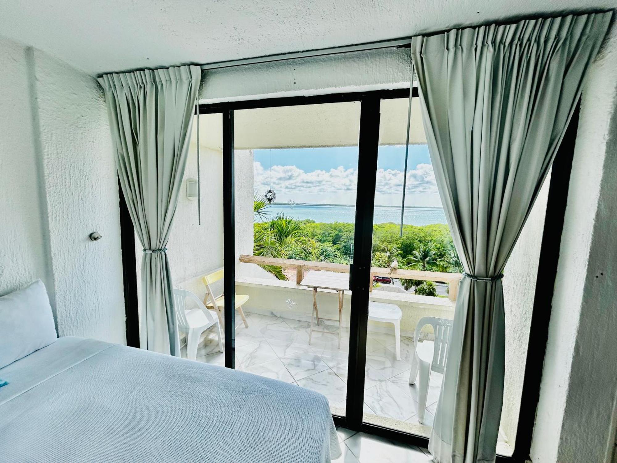 Solymar Beach Condos Cancun Room photo