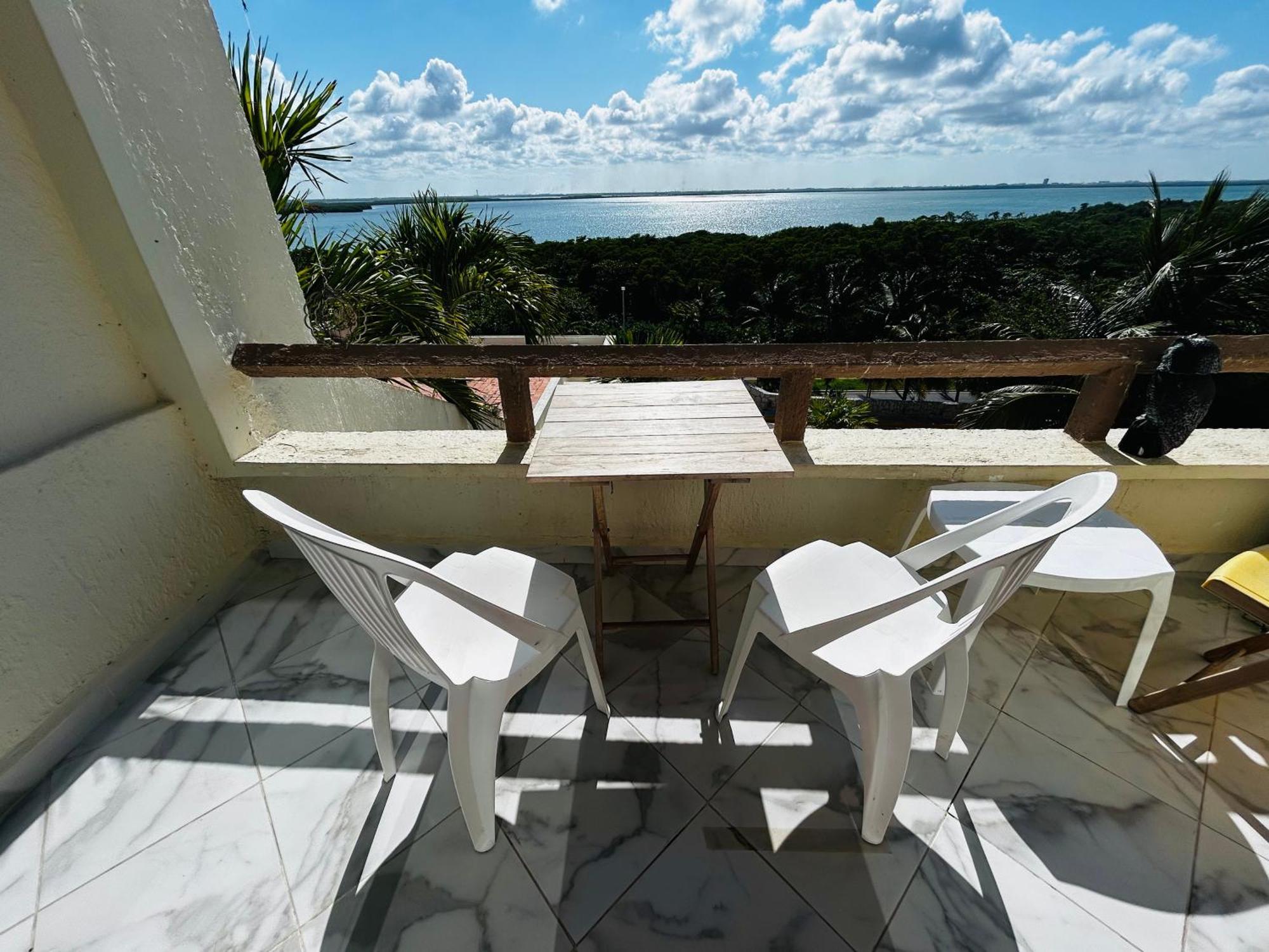 Solymar Beach Condos Cancun Room photo