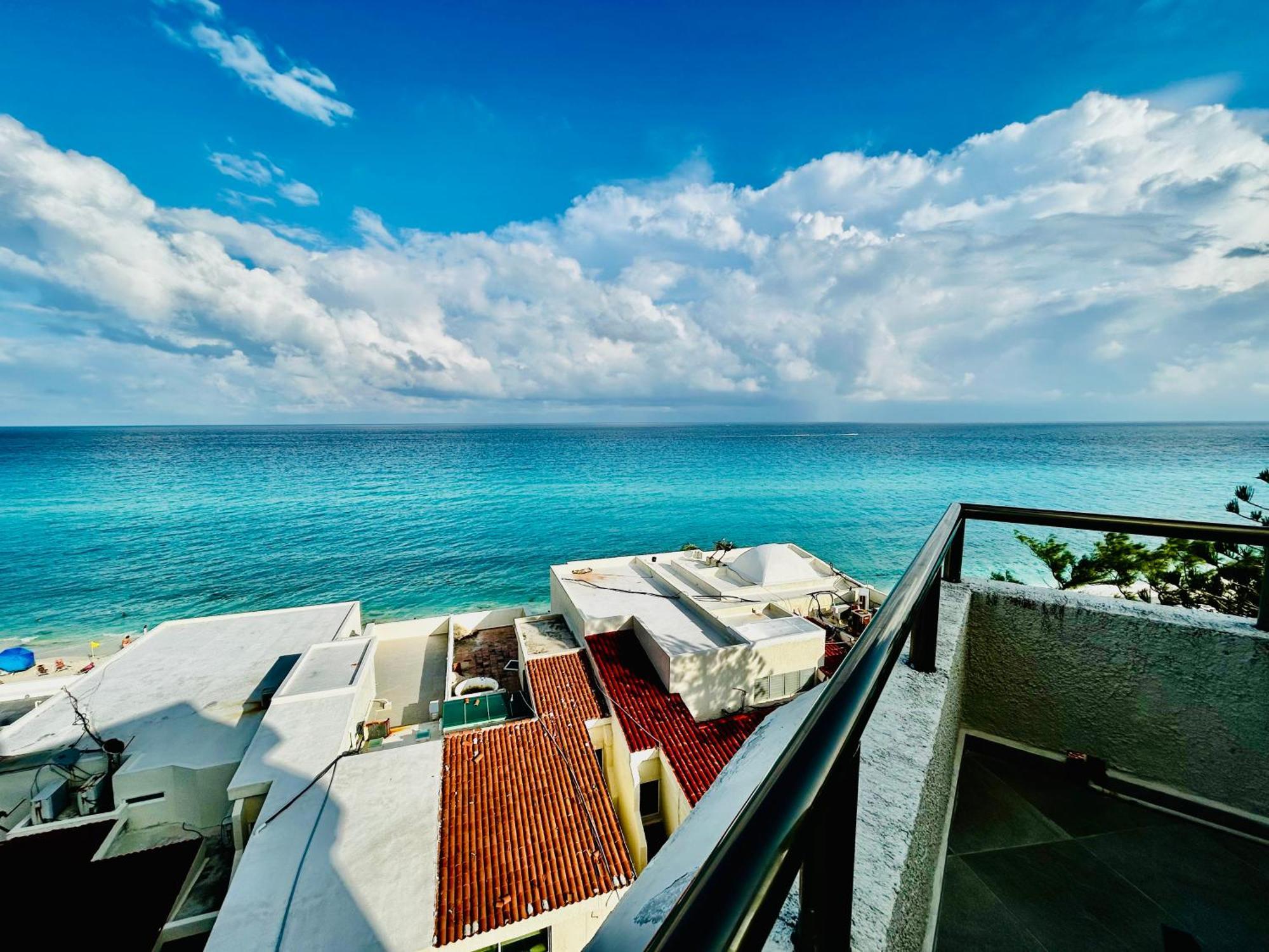 Solymar Beach Condos Cancun Room photo