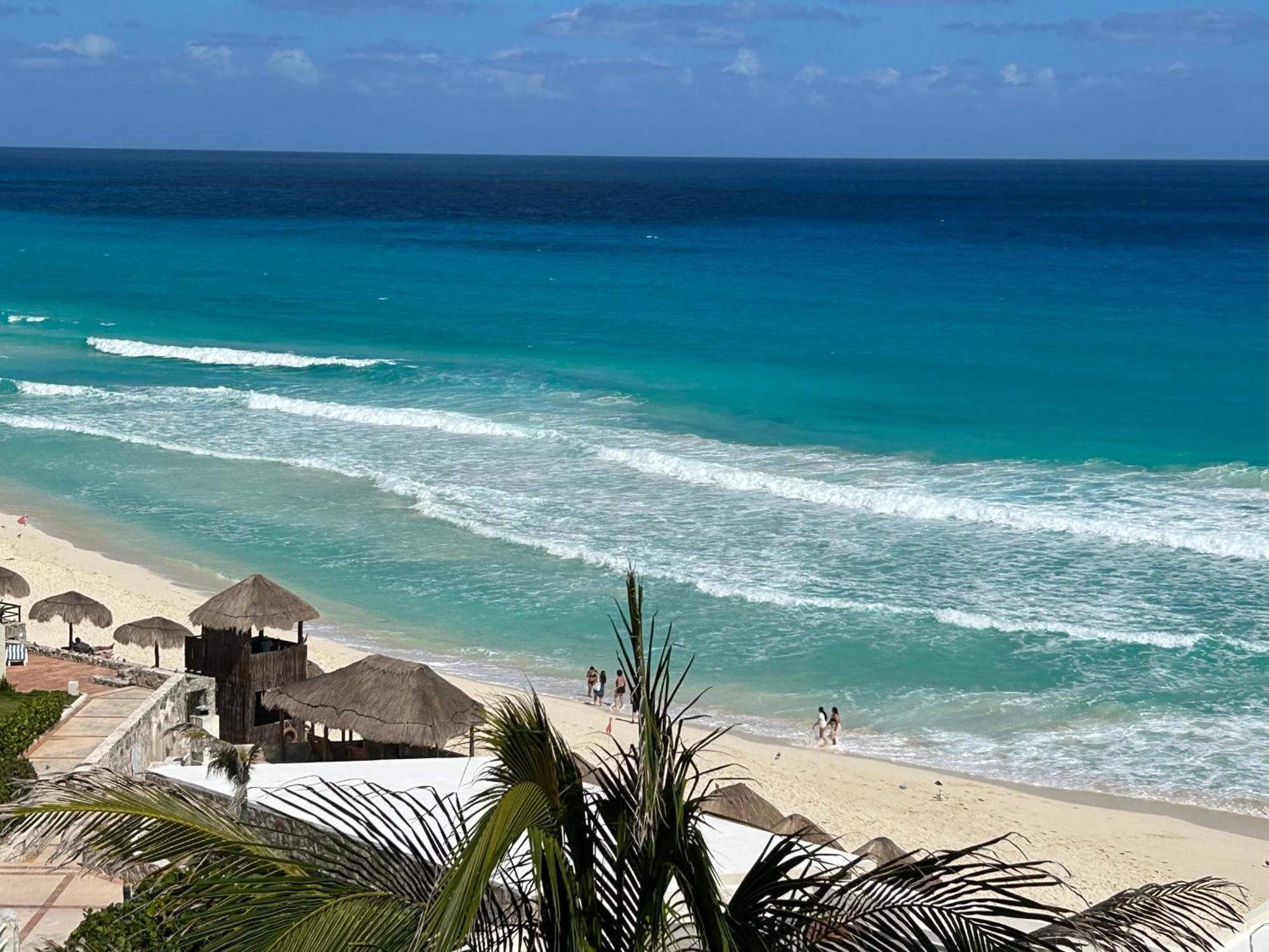 Solymar Beach Condos Cancun Exterior photo
