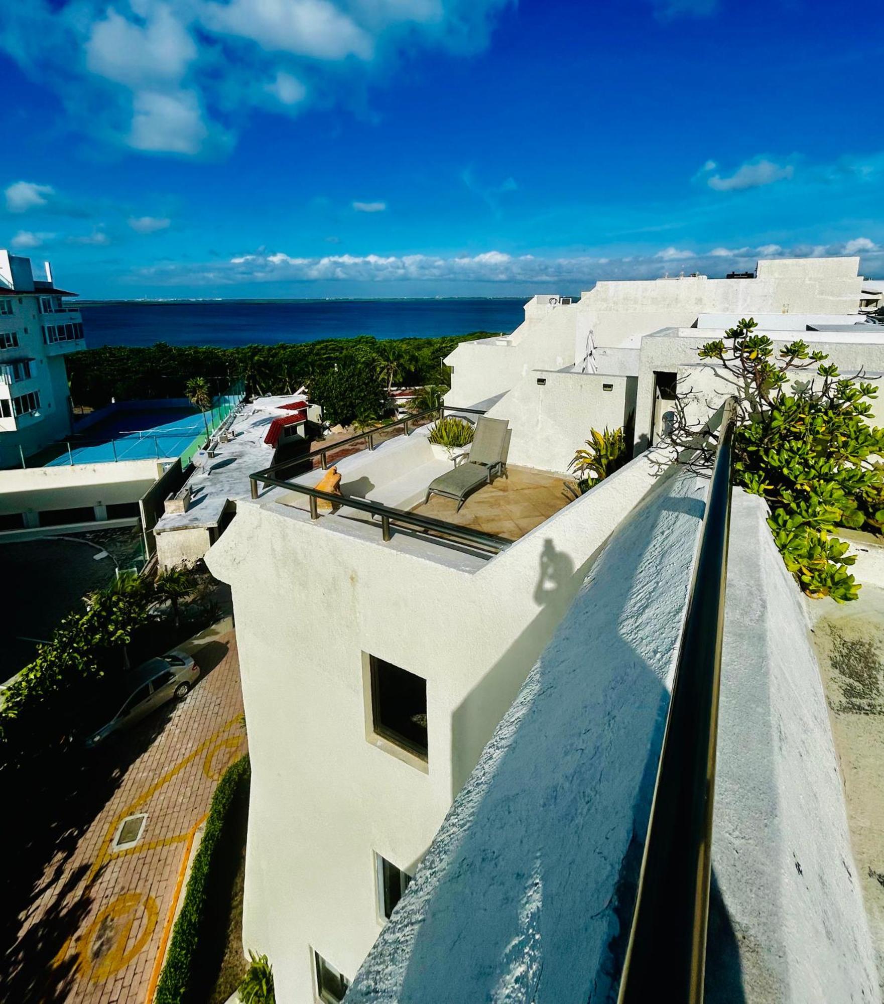 Solymar Beach Condos Cancun Exterior photo