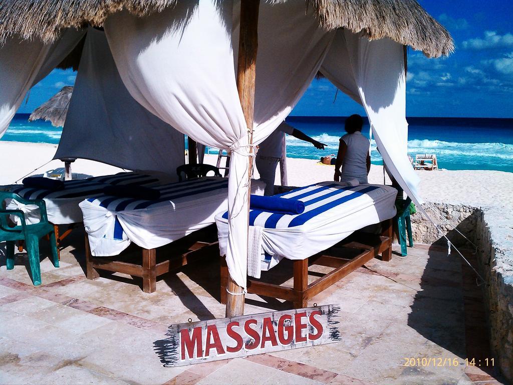 Solymar Beach Condos Cancun Exterior photo